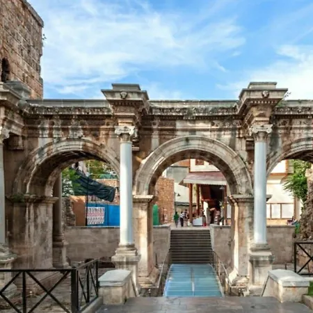 Apartment Antalya'nin Kalbinde Old-town Ve Marina Yakini Sik Antalya